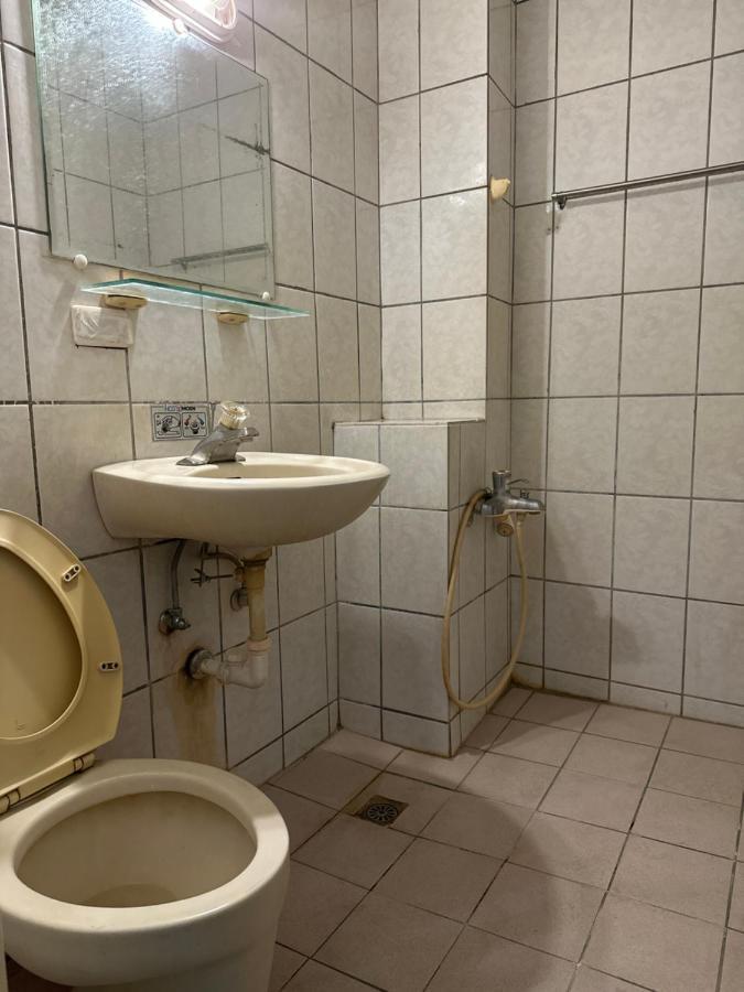 丸松商旅 Hotell Miaoli Eksteriør bilde