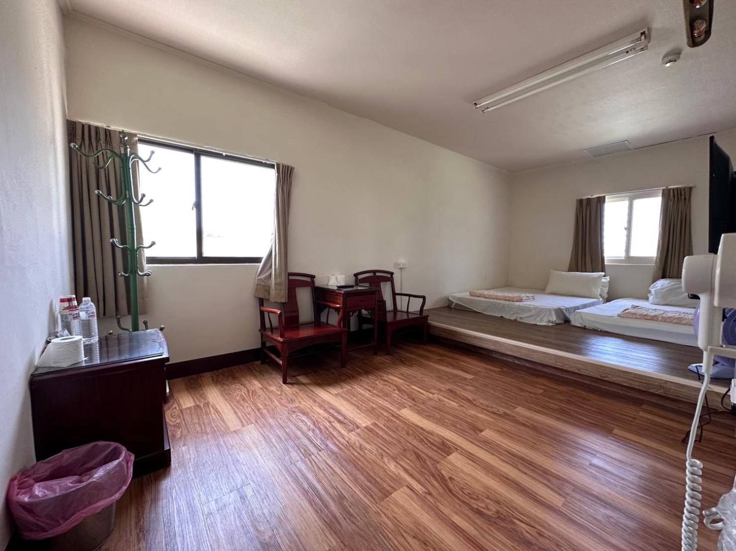 丸松商旅 Hotell Miaoli Eksteriør bilde